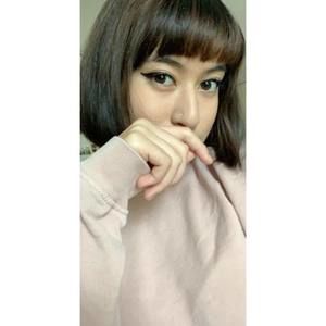 Meet your Posher, Tia